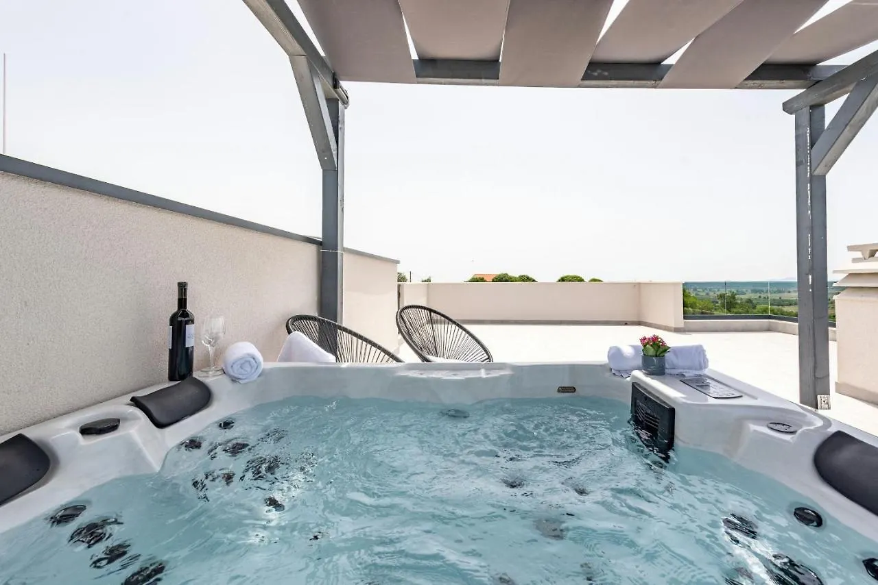 Vila Katarina Zadarvillas Tinj