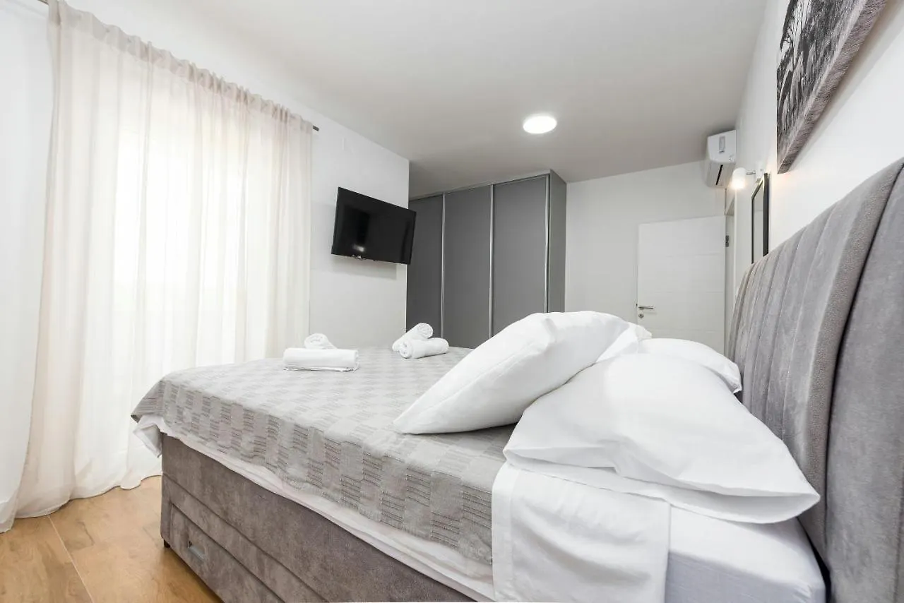 Villa Vila Katarina Zadarvillas Tinj