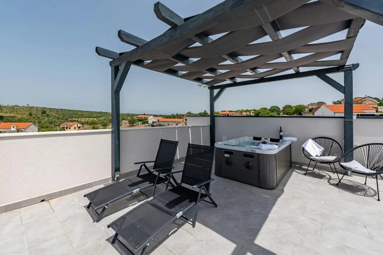 Vila Katarina Zadarvillas Tinj